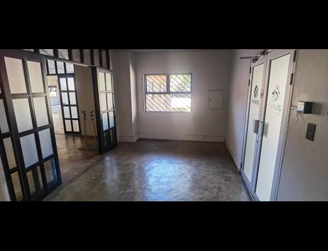 BUSINESS PROPERTY TO RENT IN ERASMUSKLOOF